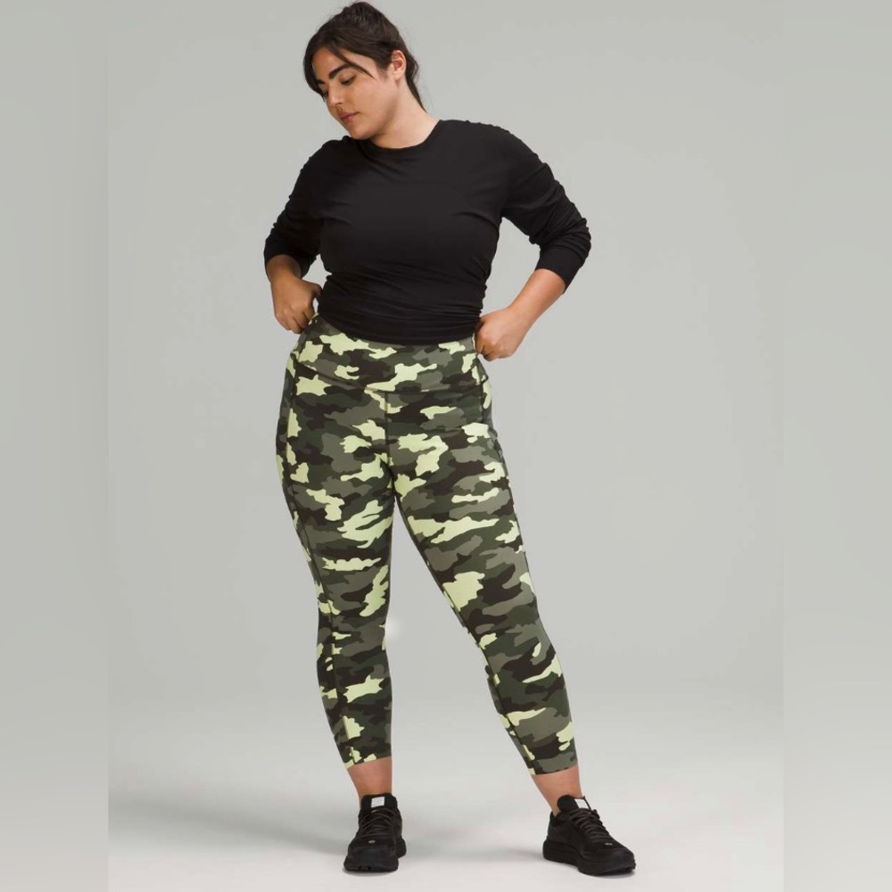 Lululemon Fast and Free Tight 25" *Non-Reflective Nulux Size 6